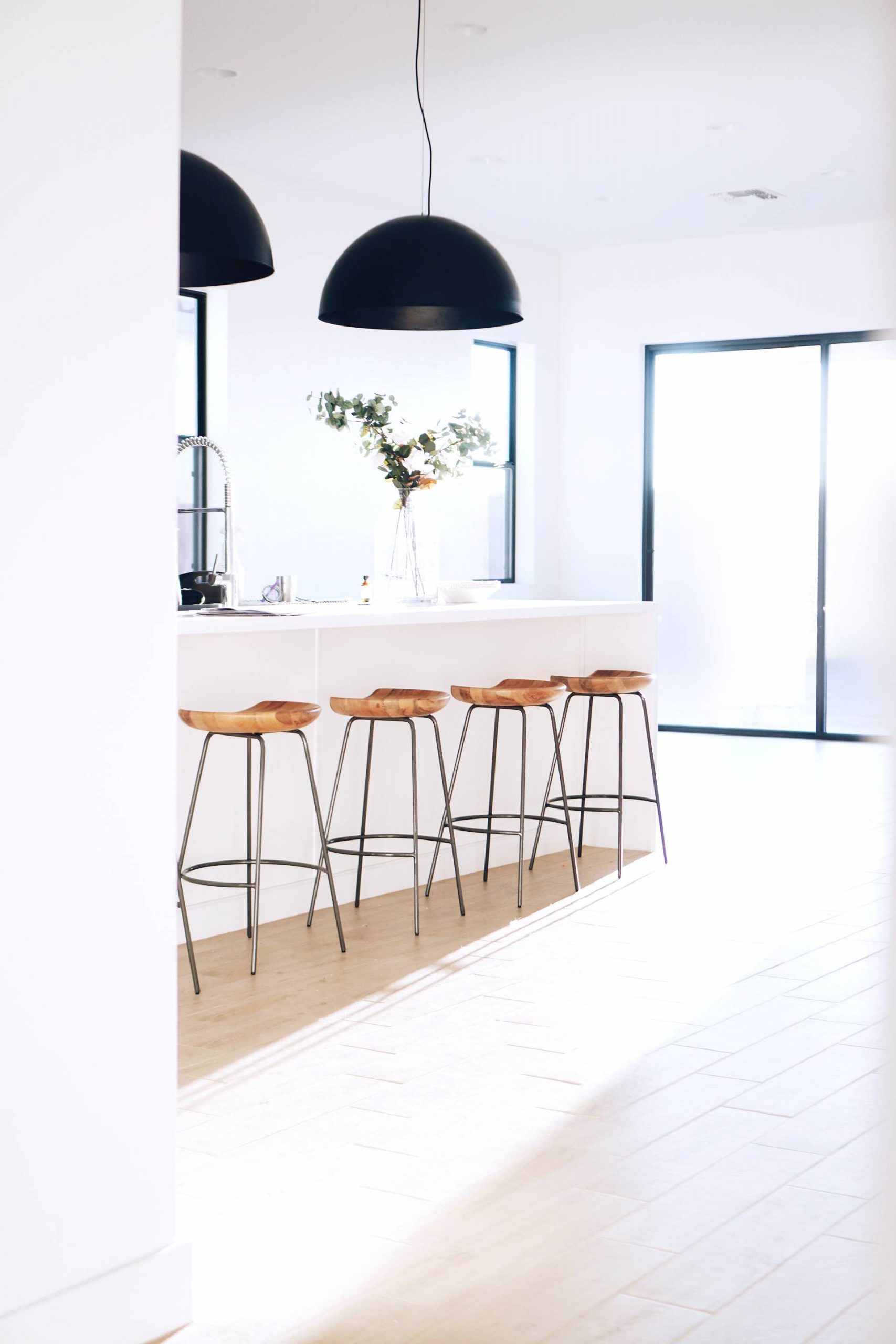 How to bring minimalism into your home